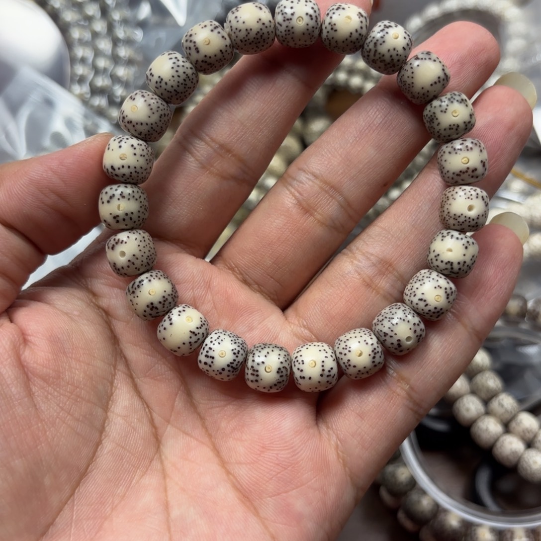 J***S星月菩提手串星月石玉料10