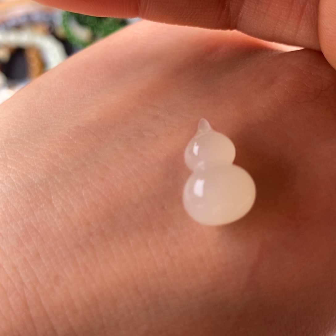 和田玉未镶嵌吊坠(不含链)冰底葫芦吊坠