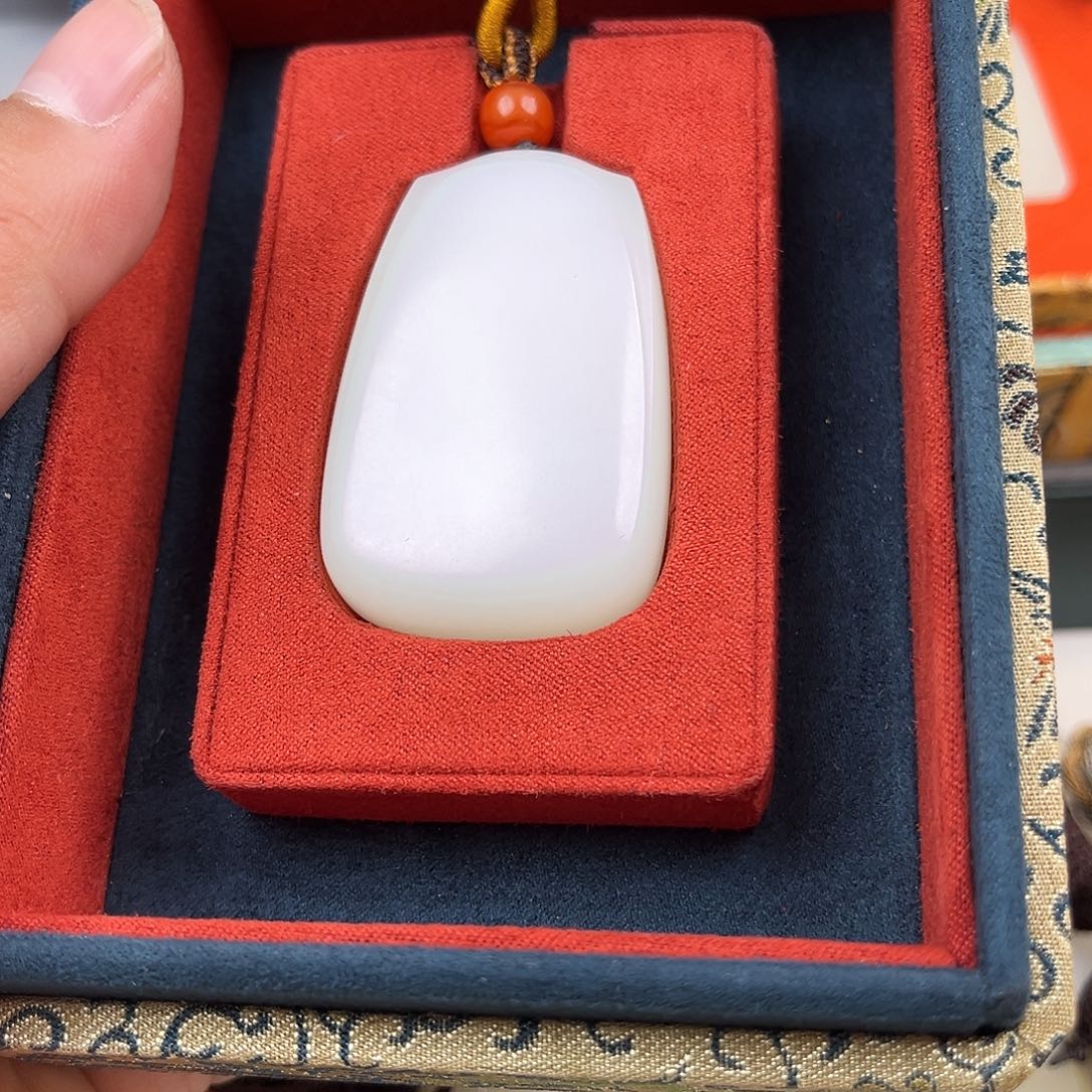 和田玉手链未镶嵌可*·