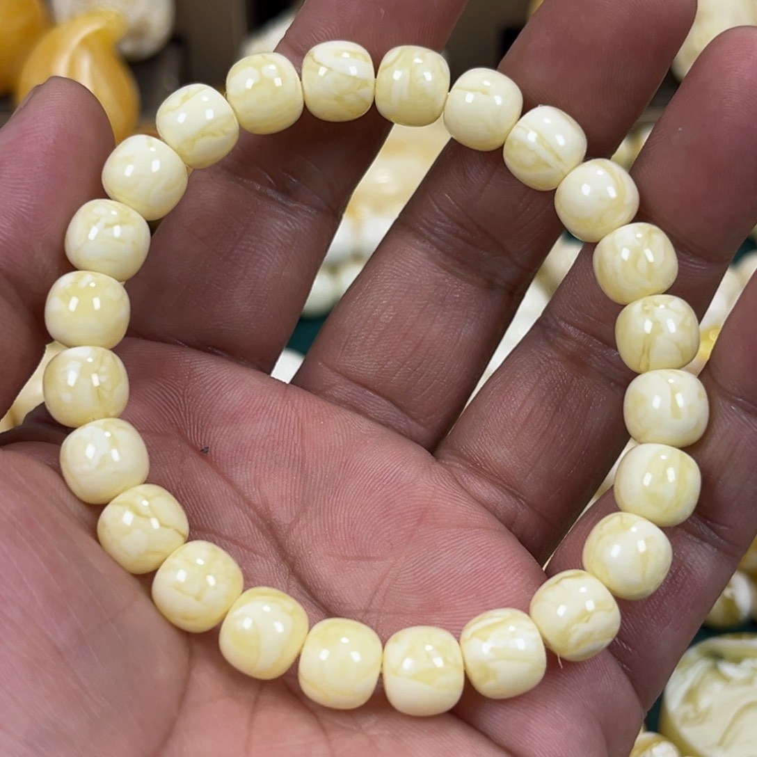 琥珀手链未镶嵌《****师同料虎皮白花9mm10.9
