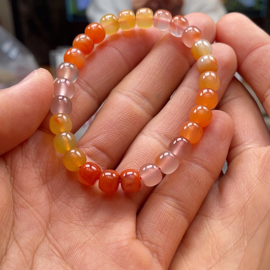 南红玛瑙冰红多宝老型单圈7mm未镶嵌