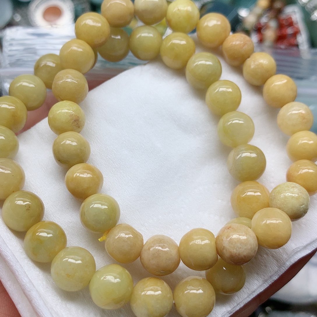 翡翠颈饰未镶嵌手串