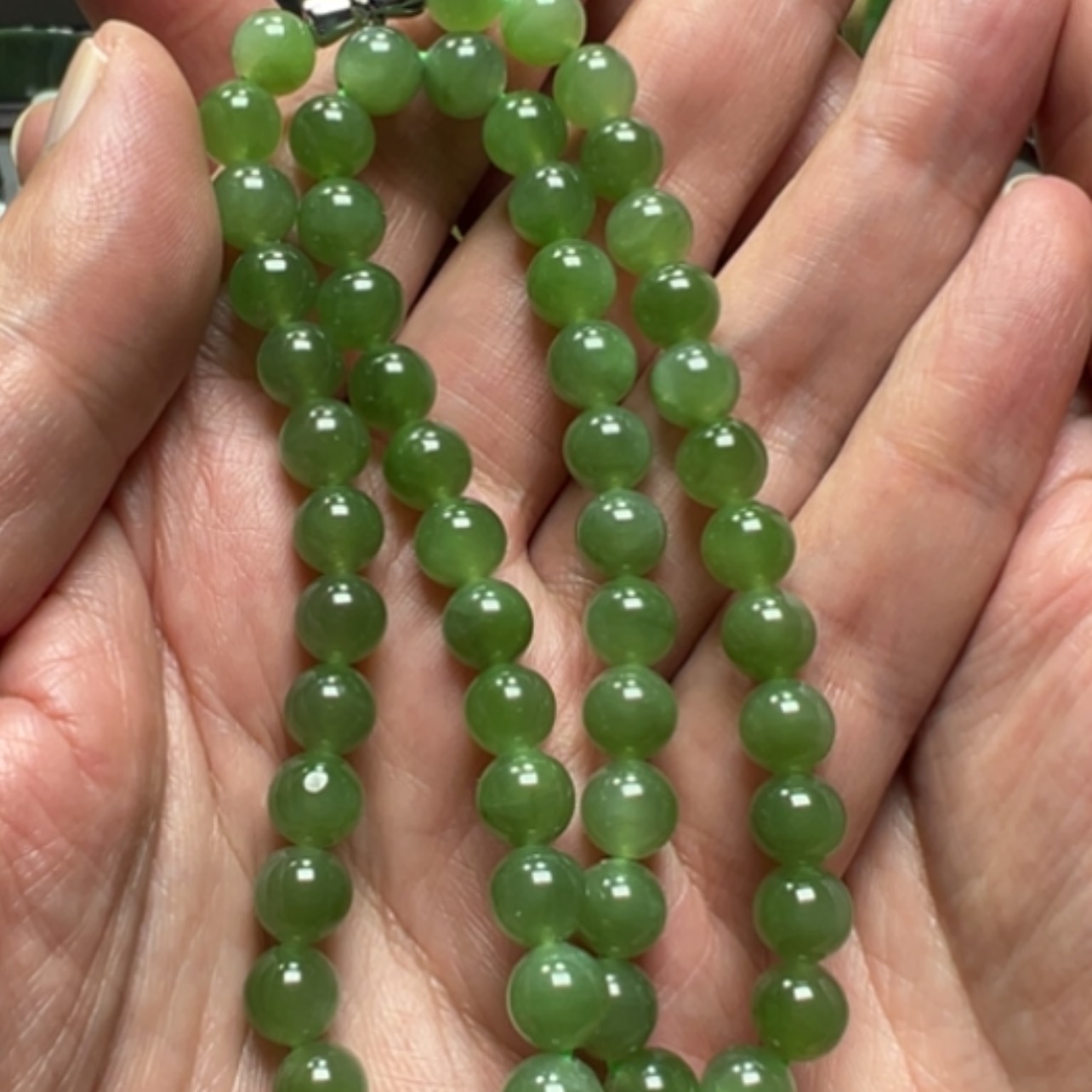 【闪购商品】颈饰未镶嵌和田玉（碧玉）