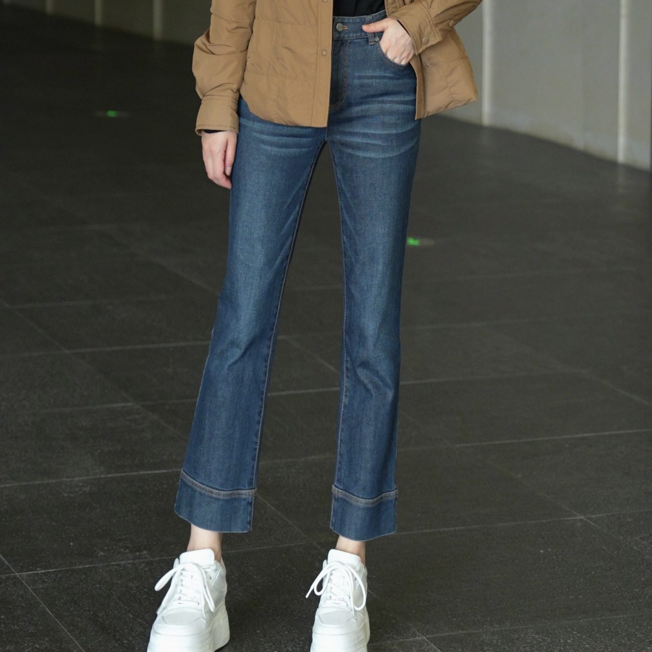 GIRDEAR/哥弟时尚显瘦修身休闲九分直筒新款法棍牛仔裤1100499