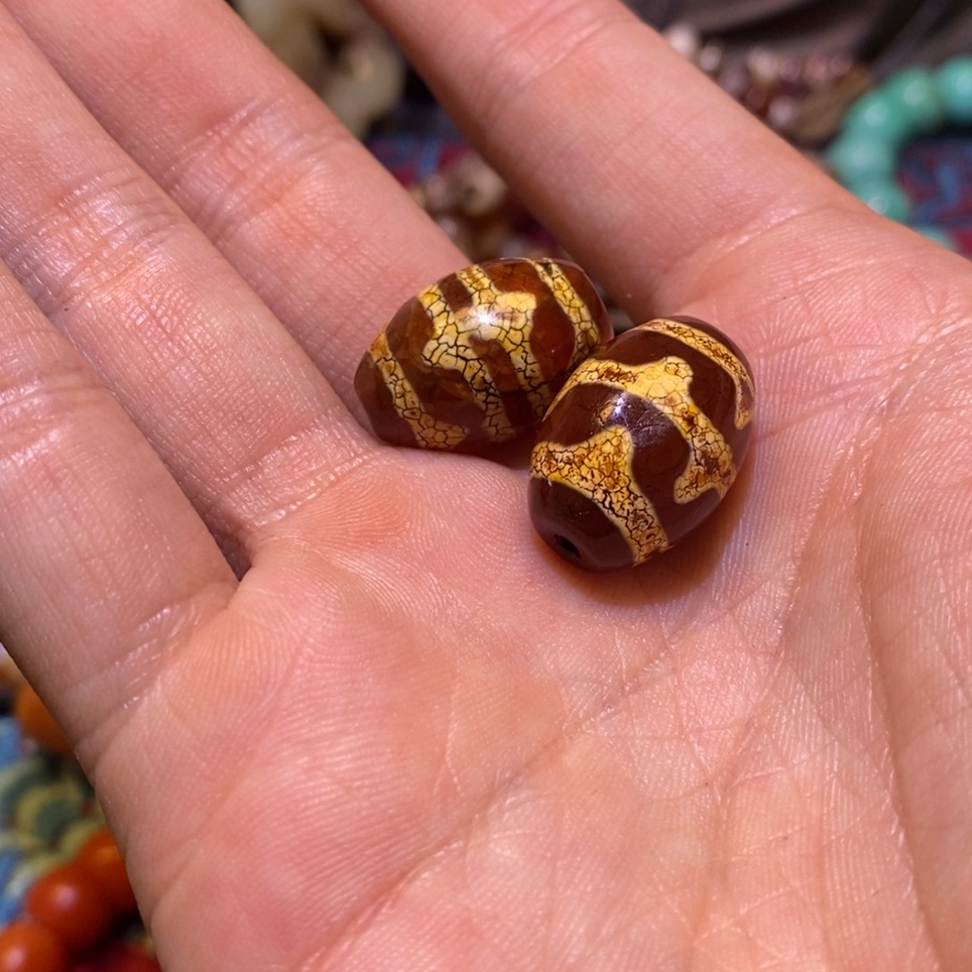 玛瑙/玉髓合金颈饰