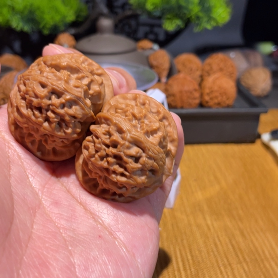 小***安文玩核桃吊坠43玉玺宫灯