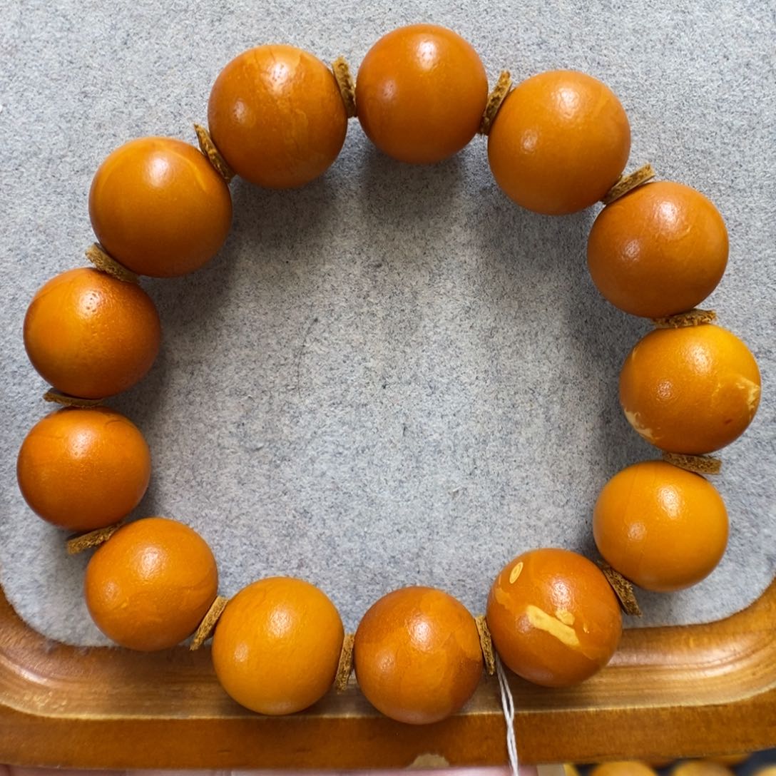 未镶嵌蜜蜡手串蜜蜡