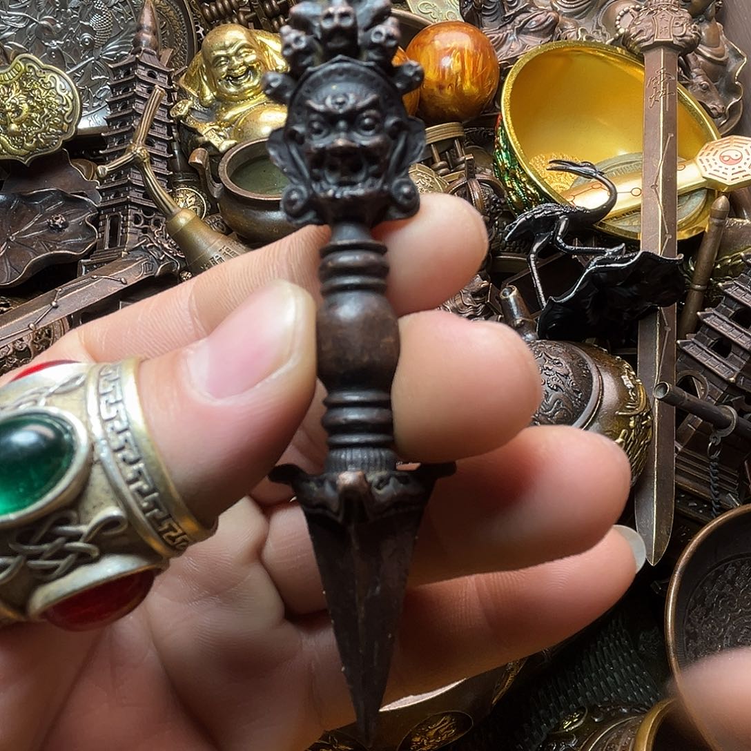 精美铜器收藏品等