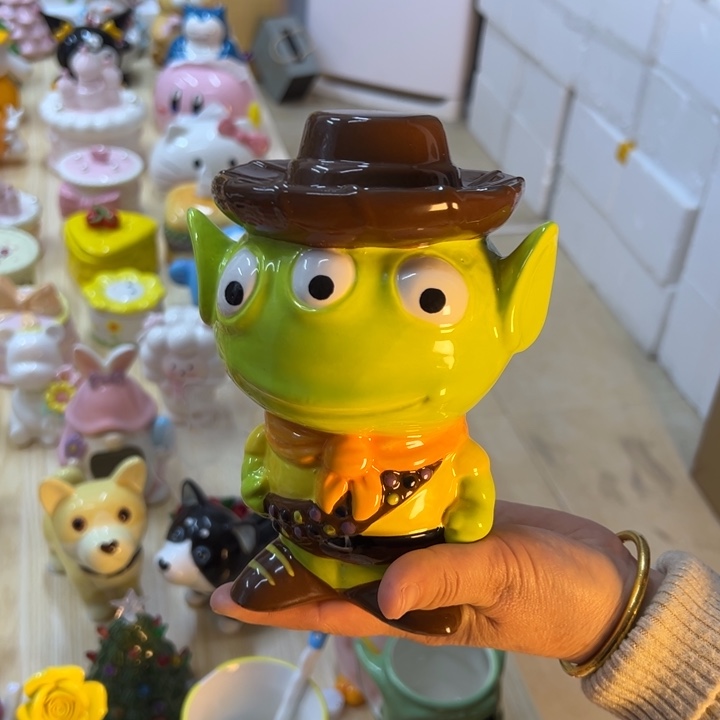 摆件陶瓷等行业的产品出口