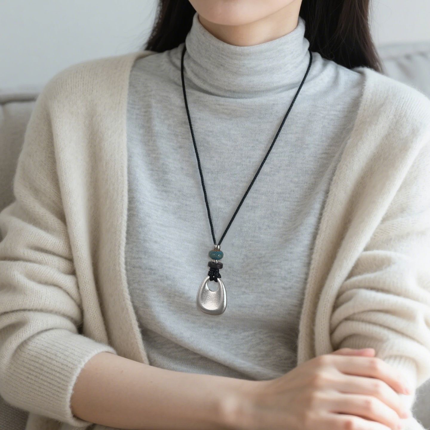 铁合金树脂吊坠 吊坠长项链女高级感韩系长款锁骨链配饰毛衣链