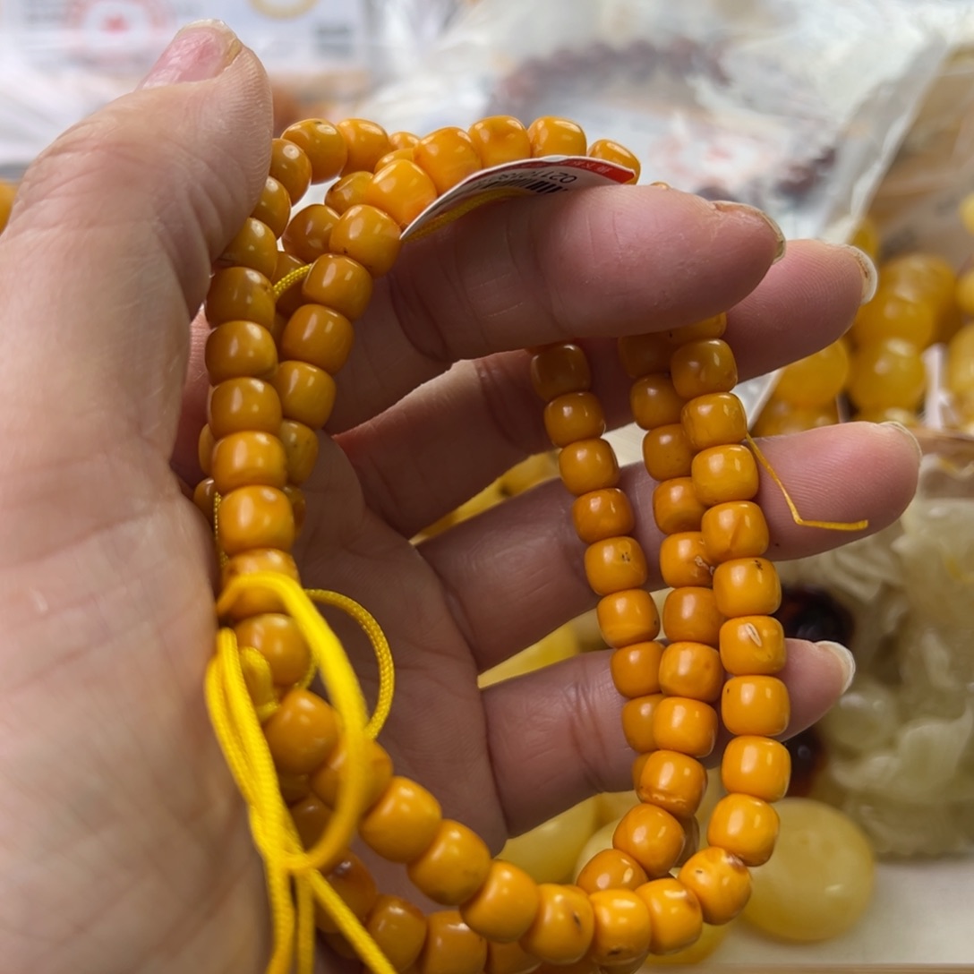 琥珀珠宝奇石未镶嵌