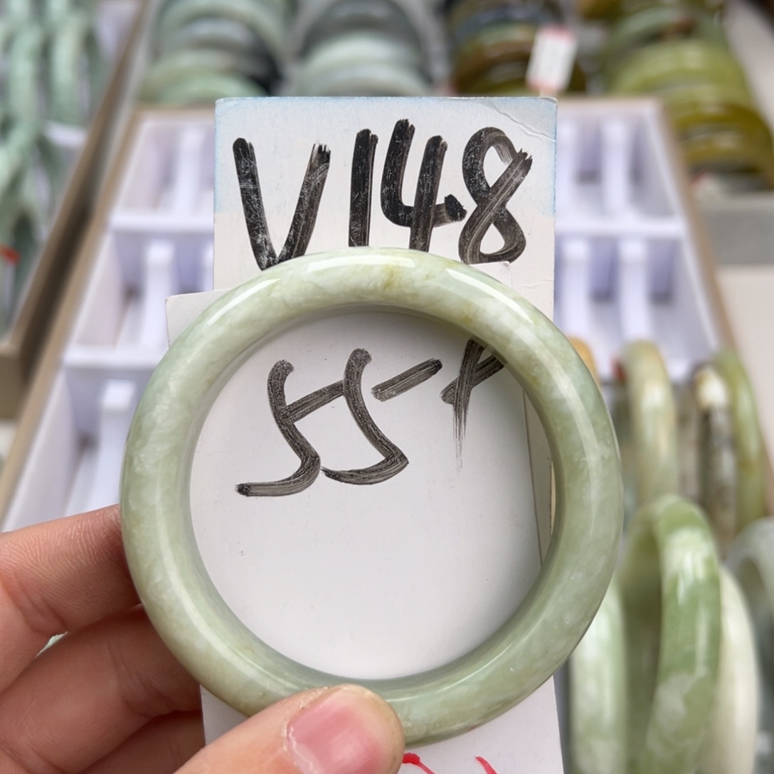 岫玉手镯未镶嵌天然岫玉微瑕