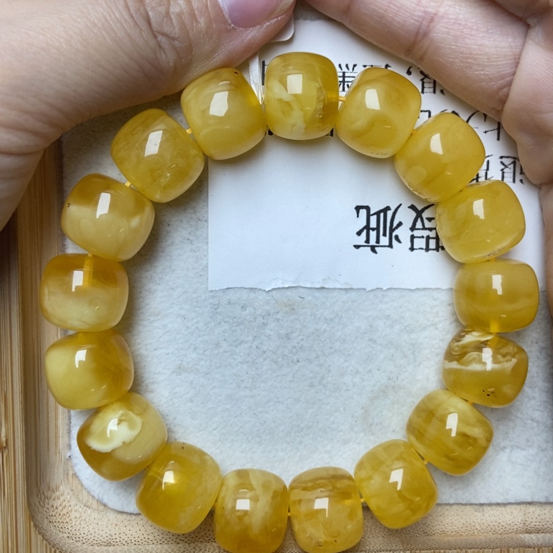 琥珀未镶嵌珠宝奇石46