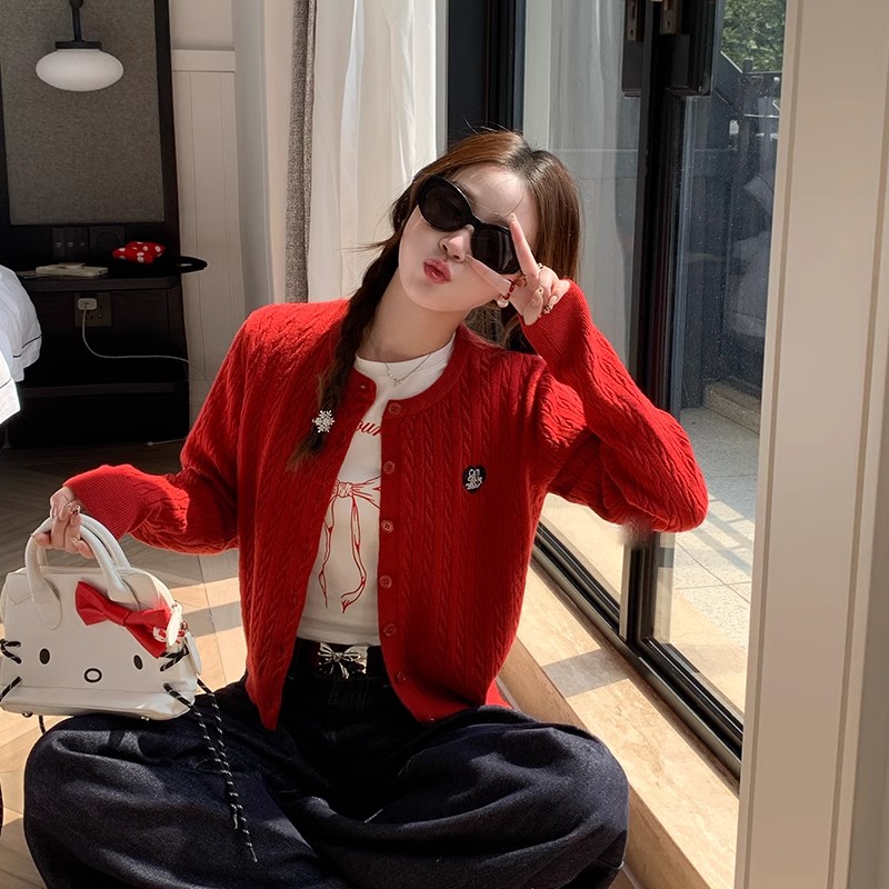 开衫毛衣女外套2025新款针织衫时尚高级感小外搭麻花春秋款百搭