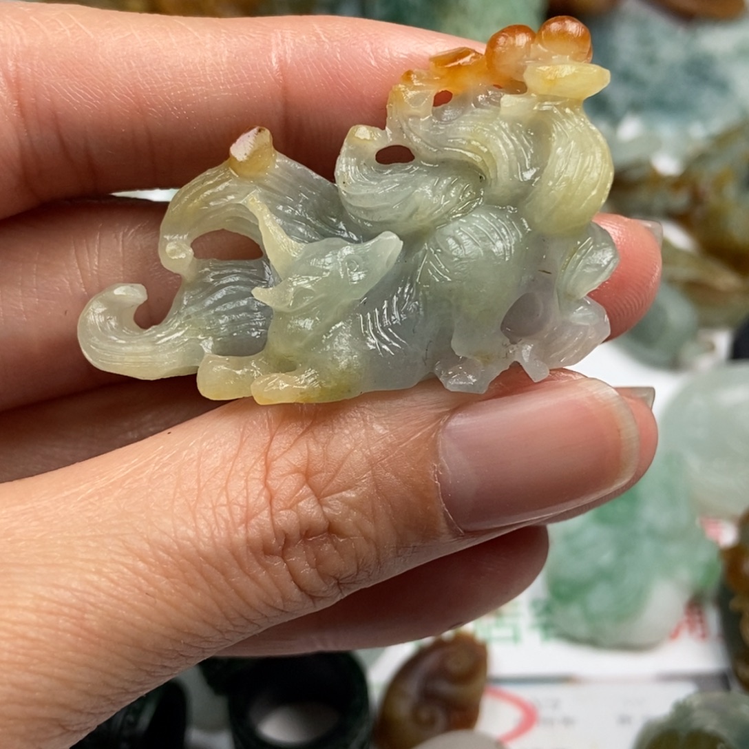 定制翡翠未镶嵌翡翠