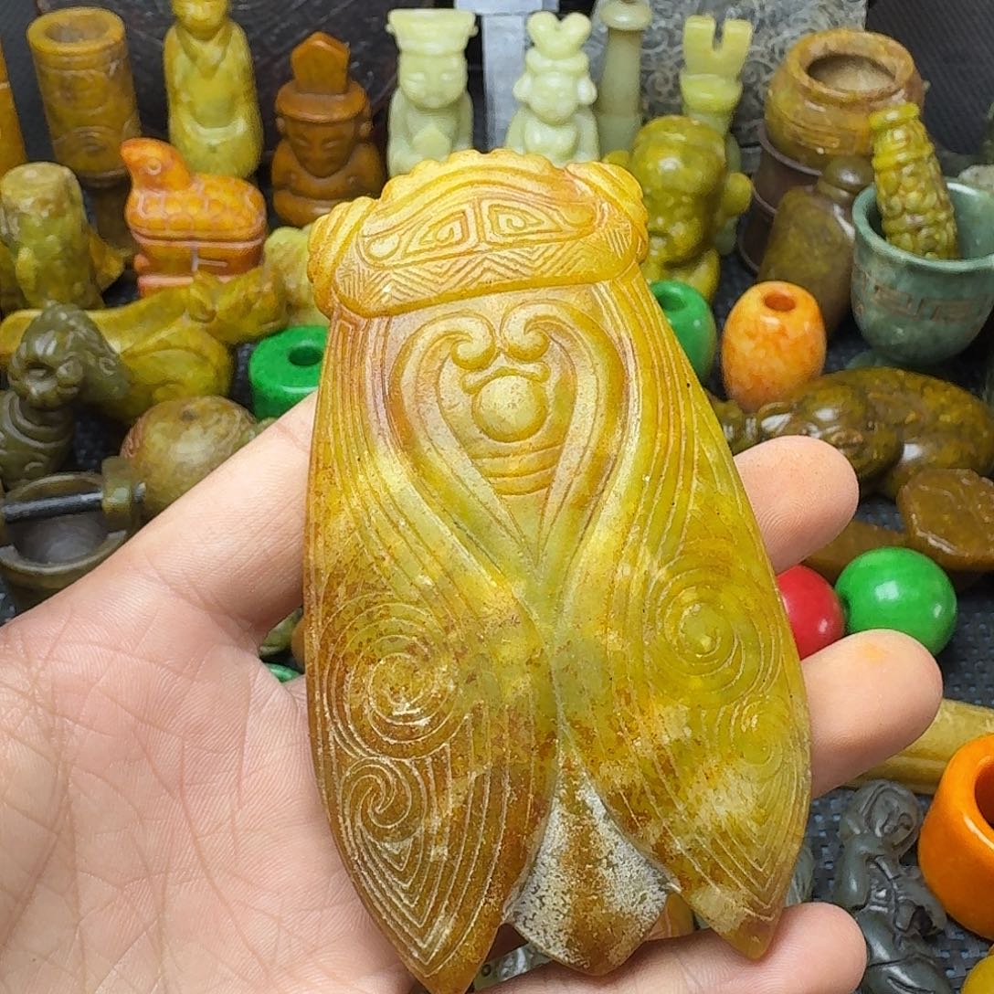 白玉菩提吊坠。。。