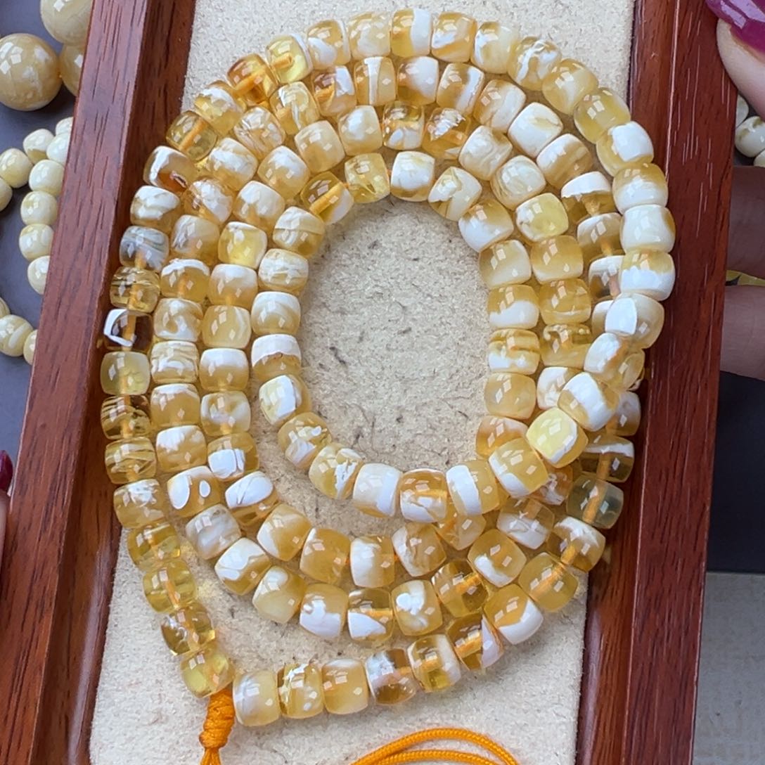 琥珀手链未镶嵌33.37金瓷白