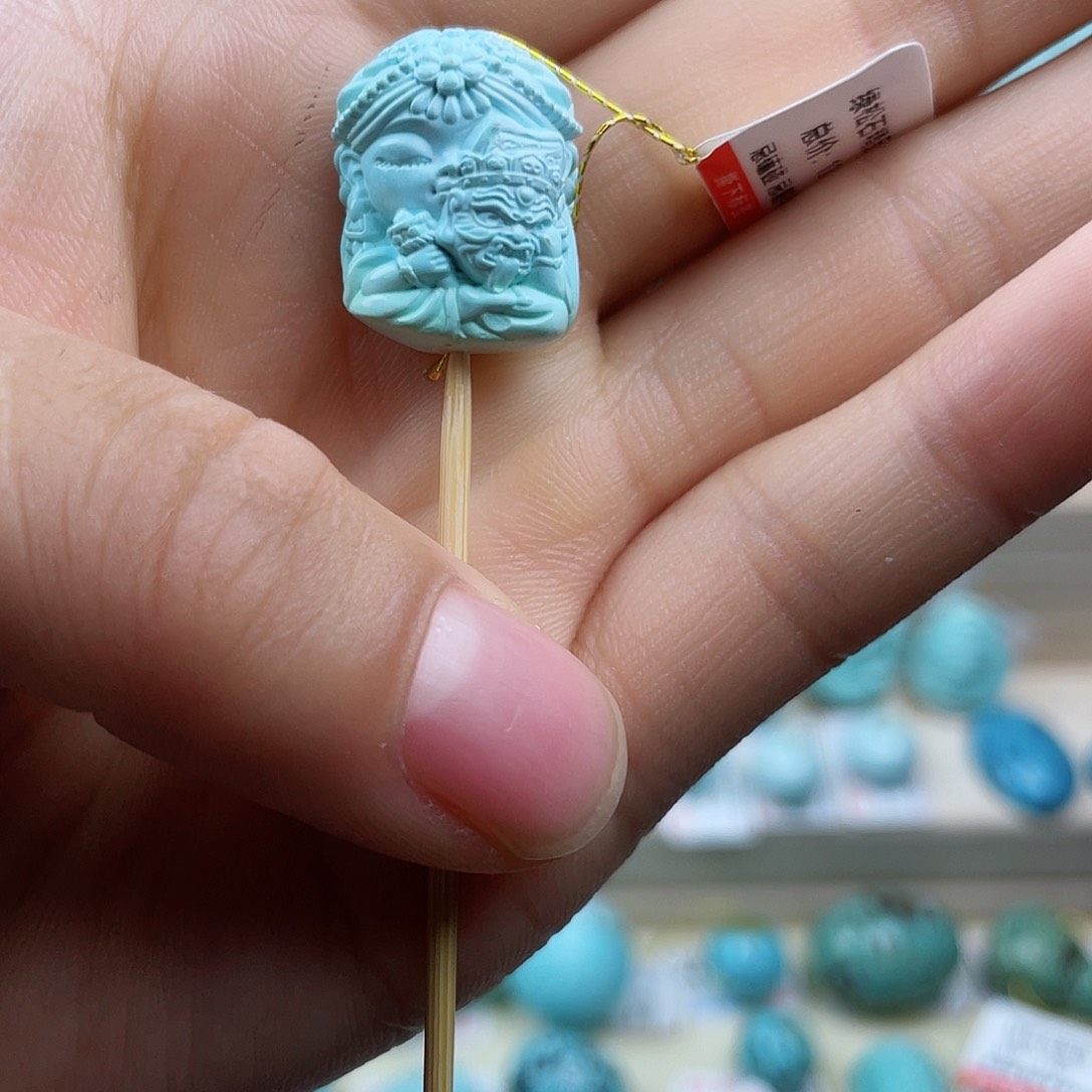 未镶嵌绿松石珠宝奇石