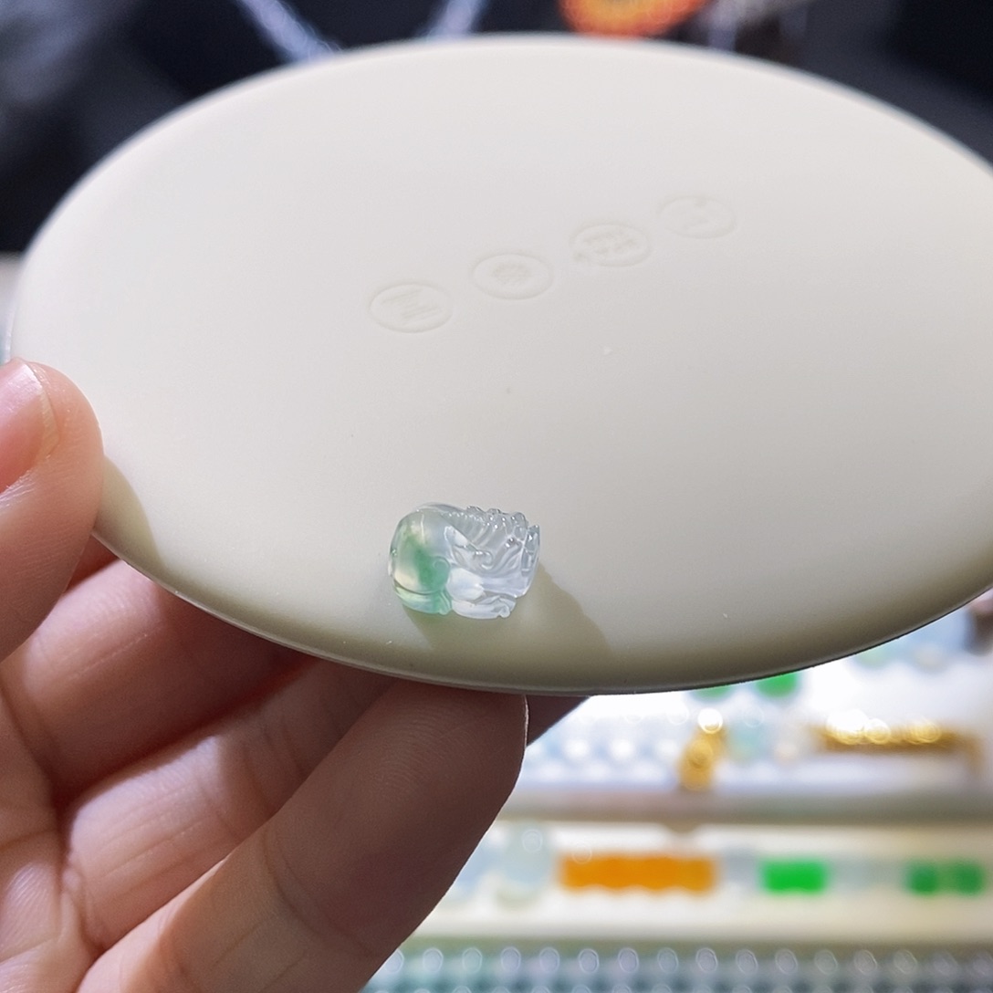 未镶嵌挂件翡翠貔貅