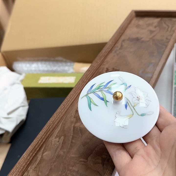 火****8     瓷器。  瓷器。   
