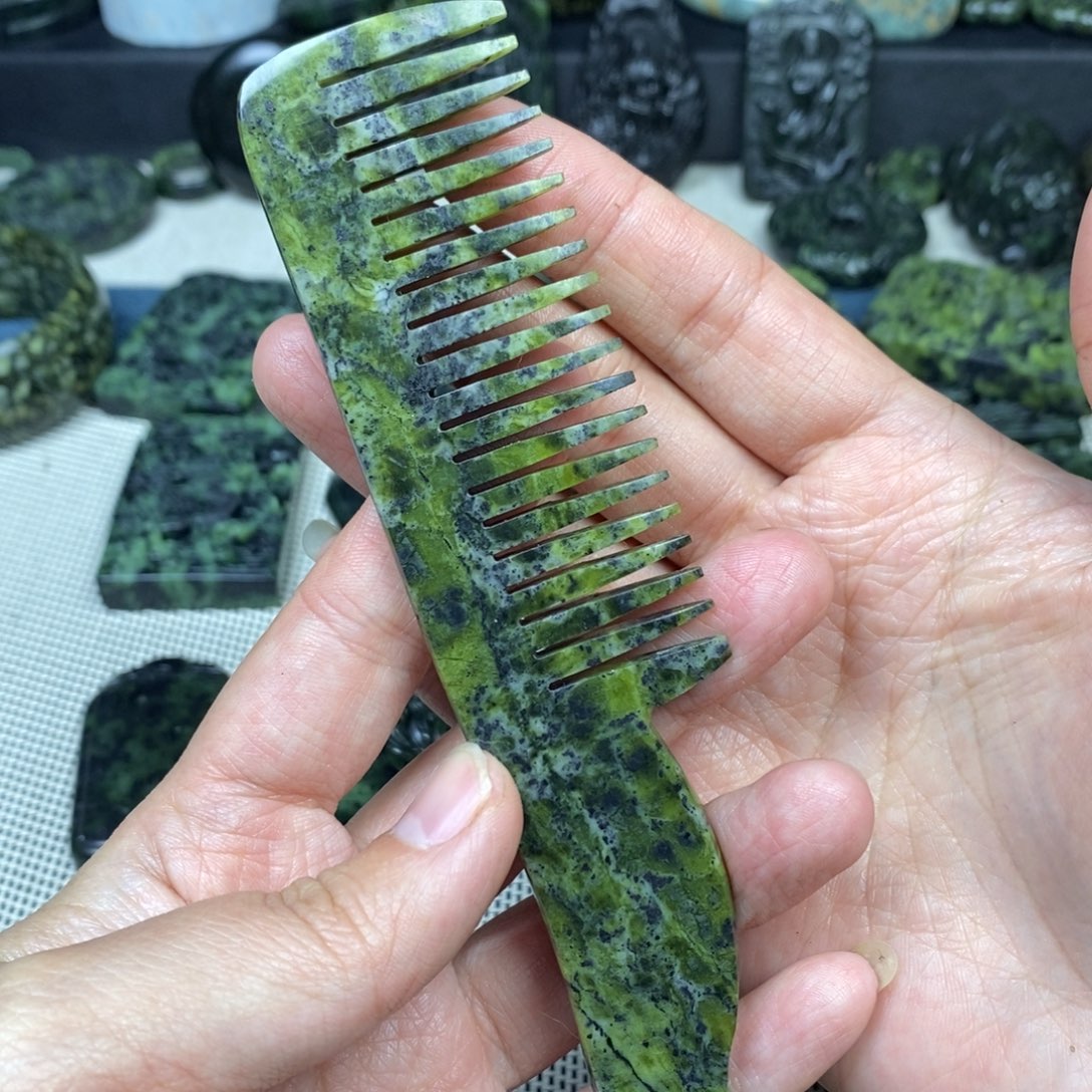 抱***我蛇纹石玉未镶嵌发饰药王石黄冰翠梳子