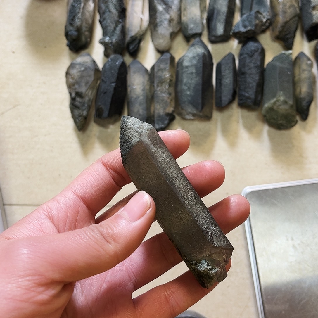 福***多珠宝半成品未镶嵌水晶