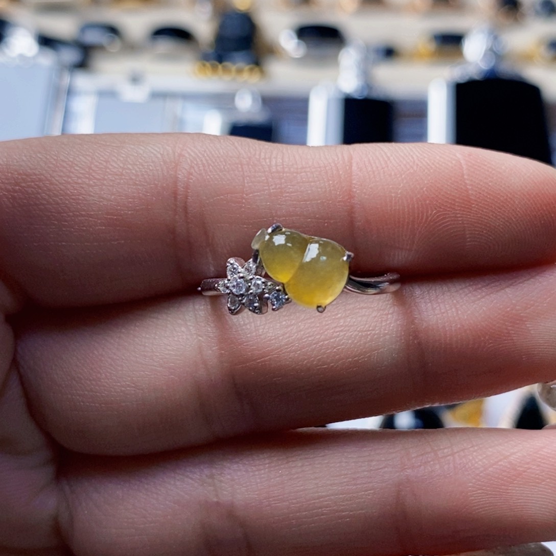 翡翠挂件银S925镶嵌翡翠