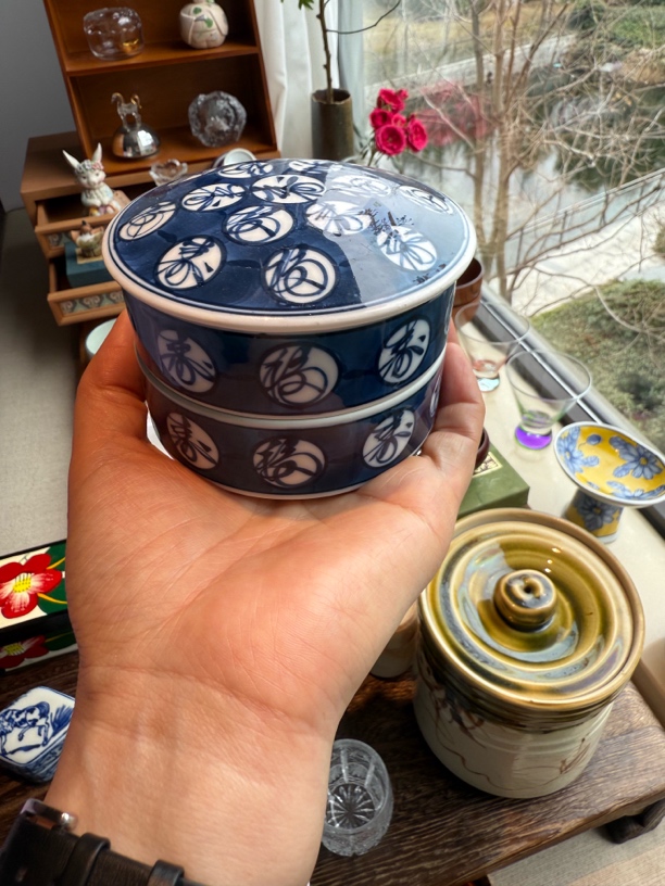 一只青花二重罐子