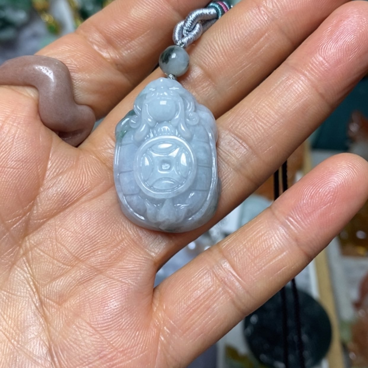 【闪购商品】翡翠吊坠(赠链)未镶嵌