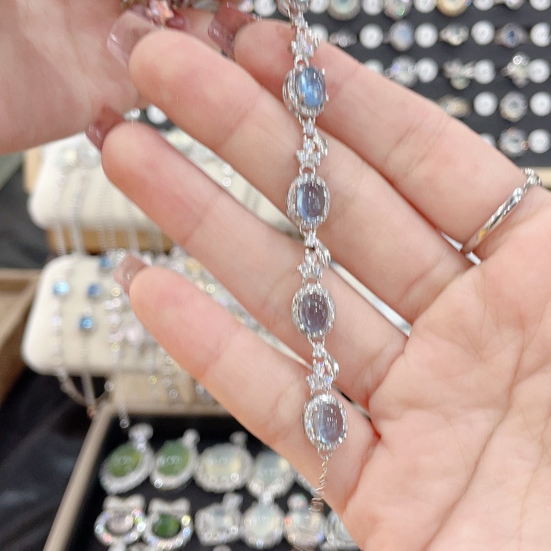 海蓝宝石手链银S925镶嵌盼*