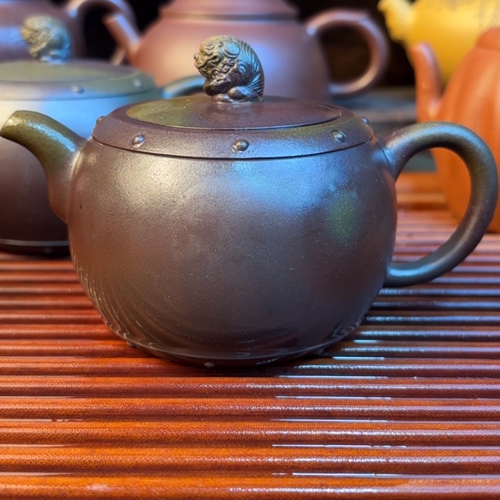 醒狮柴烧款200cc紫砂壶