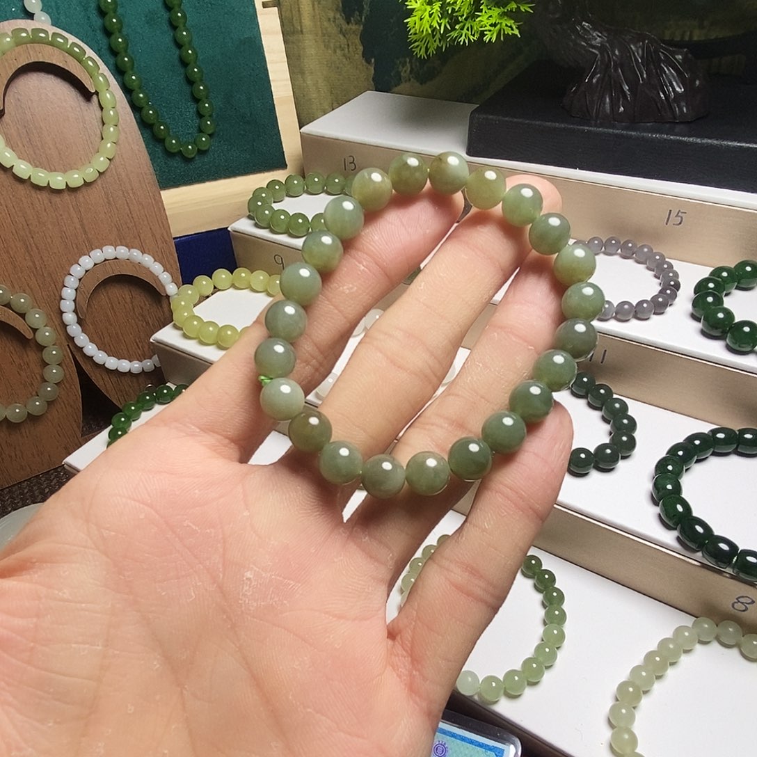 和田玉未镶嵌手链