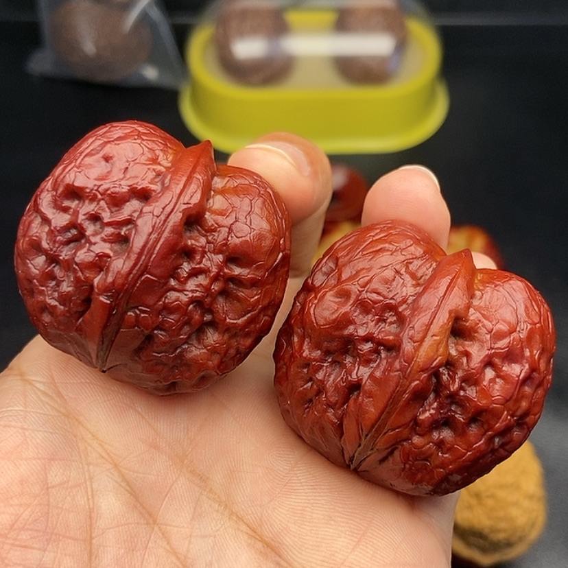 【闪购商品】把件文玩核桃K***Y38尺帝王筋元宝