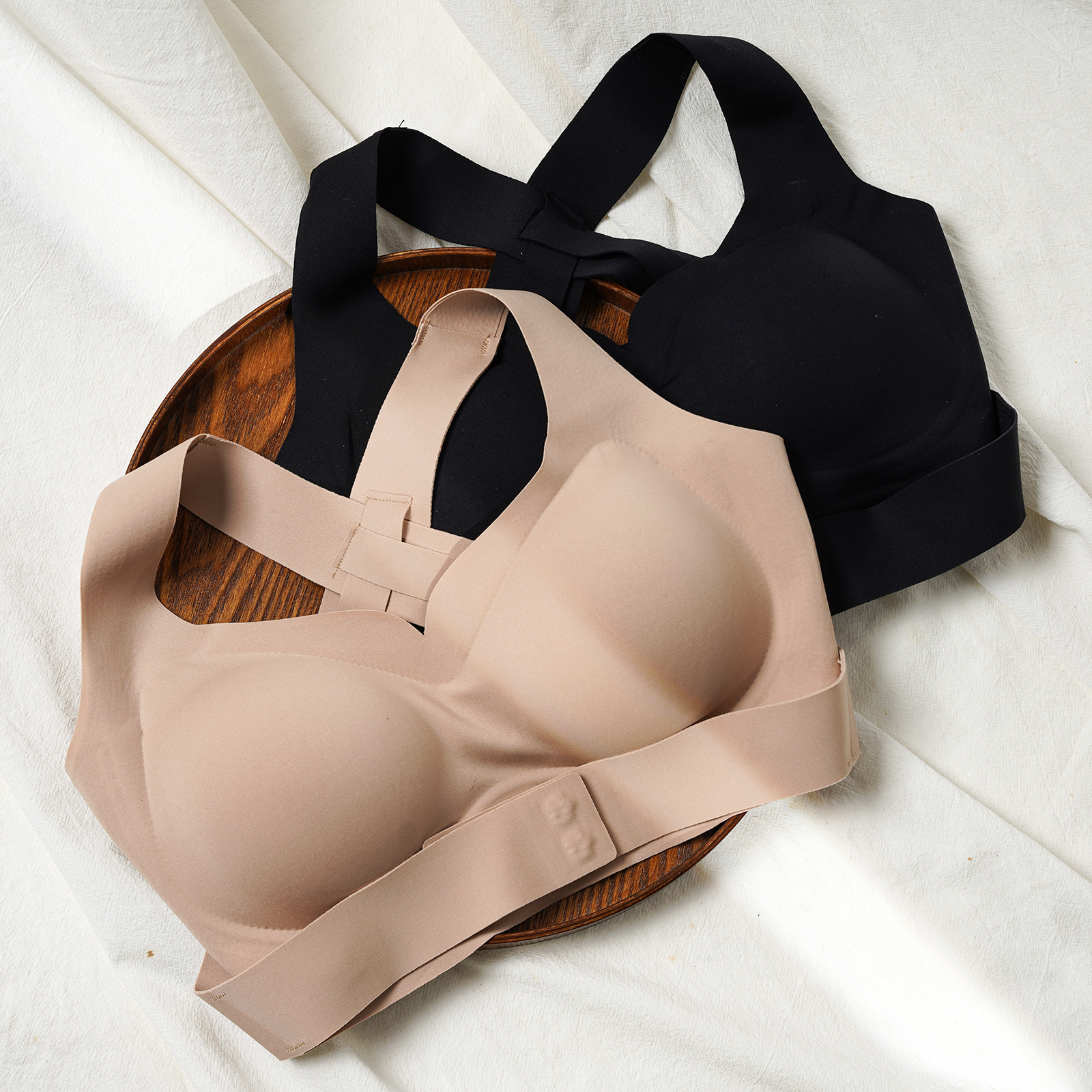 休闲百搭亲肤无痕前扣聚拢内衣-4004