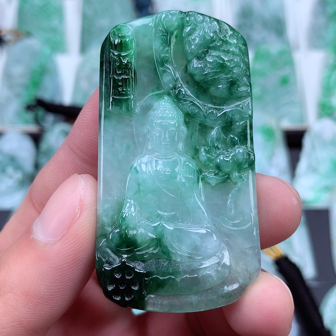 翡翠颈饰未镶嵌翡翠吊坠