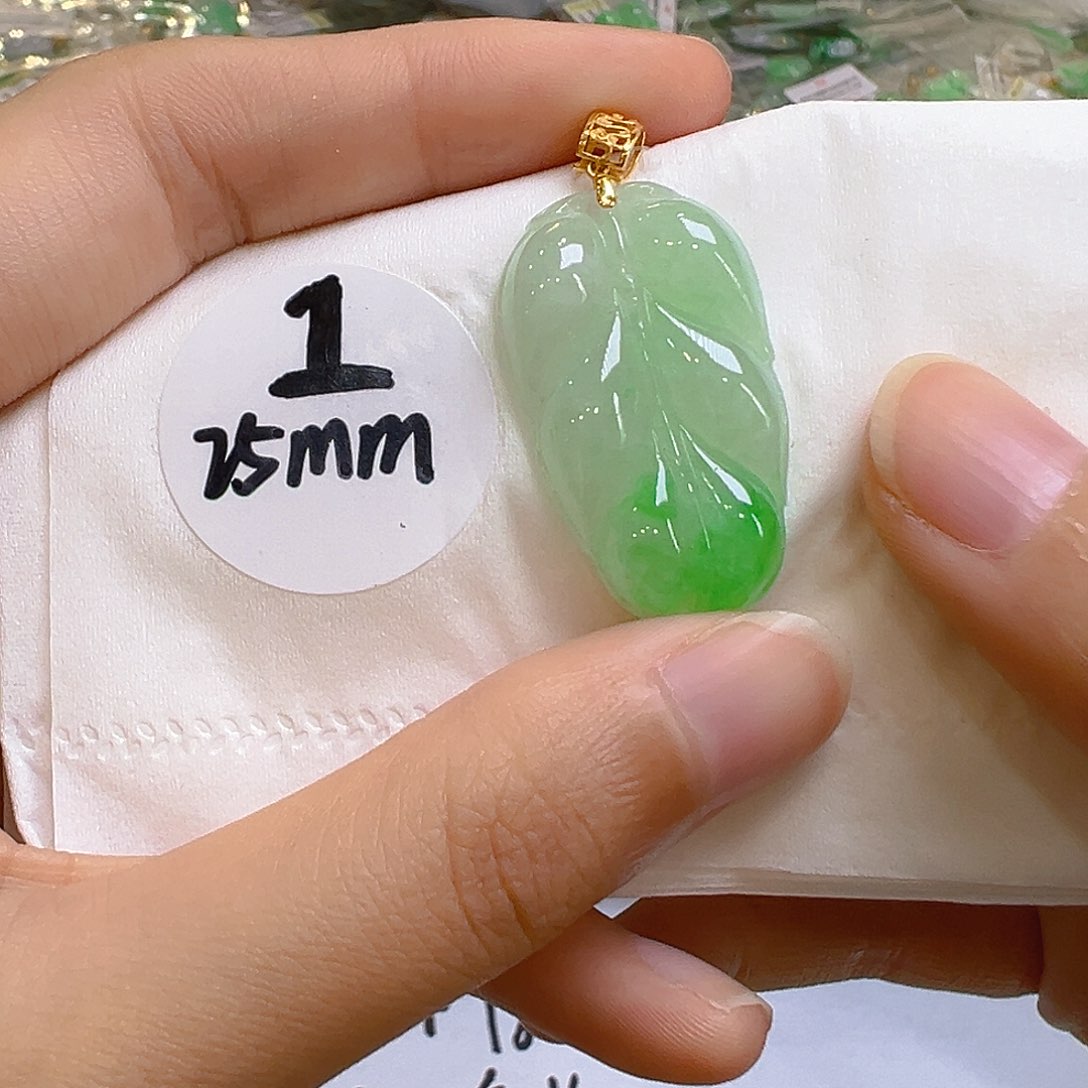 翡翠18K金镶嵌吊坠(不含链)翡翠