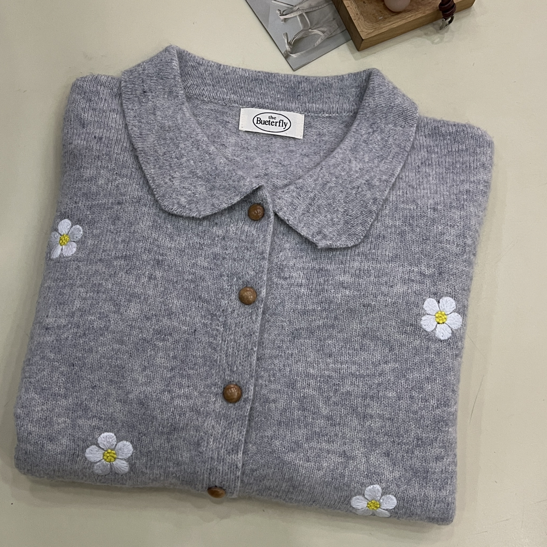 绒品 韩系刺绣小花翻领加厚开衫针织衫