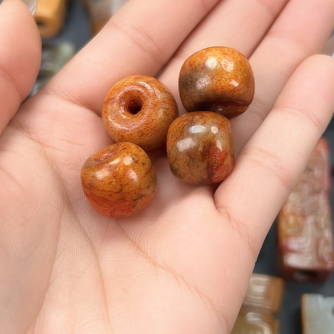 和田玉颈饰未镶嵌香**榭