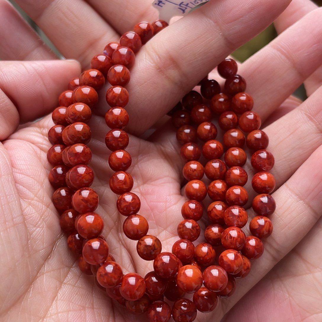 南红玛瑙吊坠未镶嵌