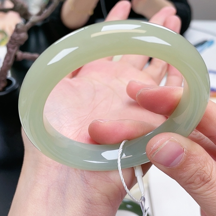 和田玉手镯5758未镶嵌