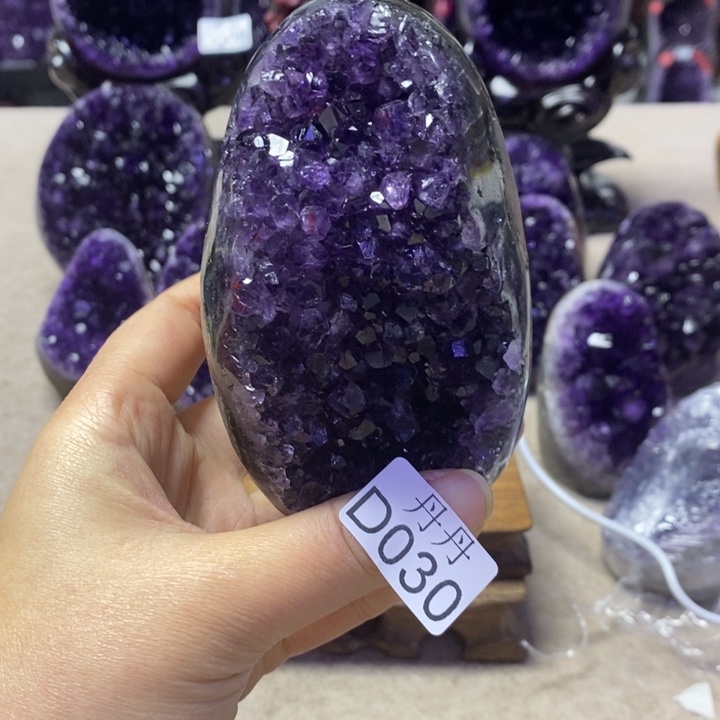 水晶未镶嵌大型摆件（非配饰）