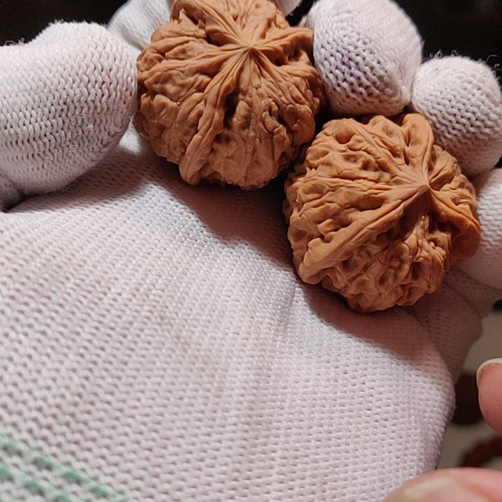 文玩核桃吊坠鸿****鸿33荔枝三棱