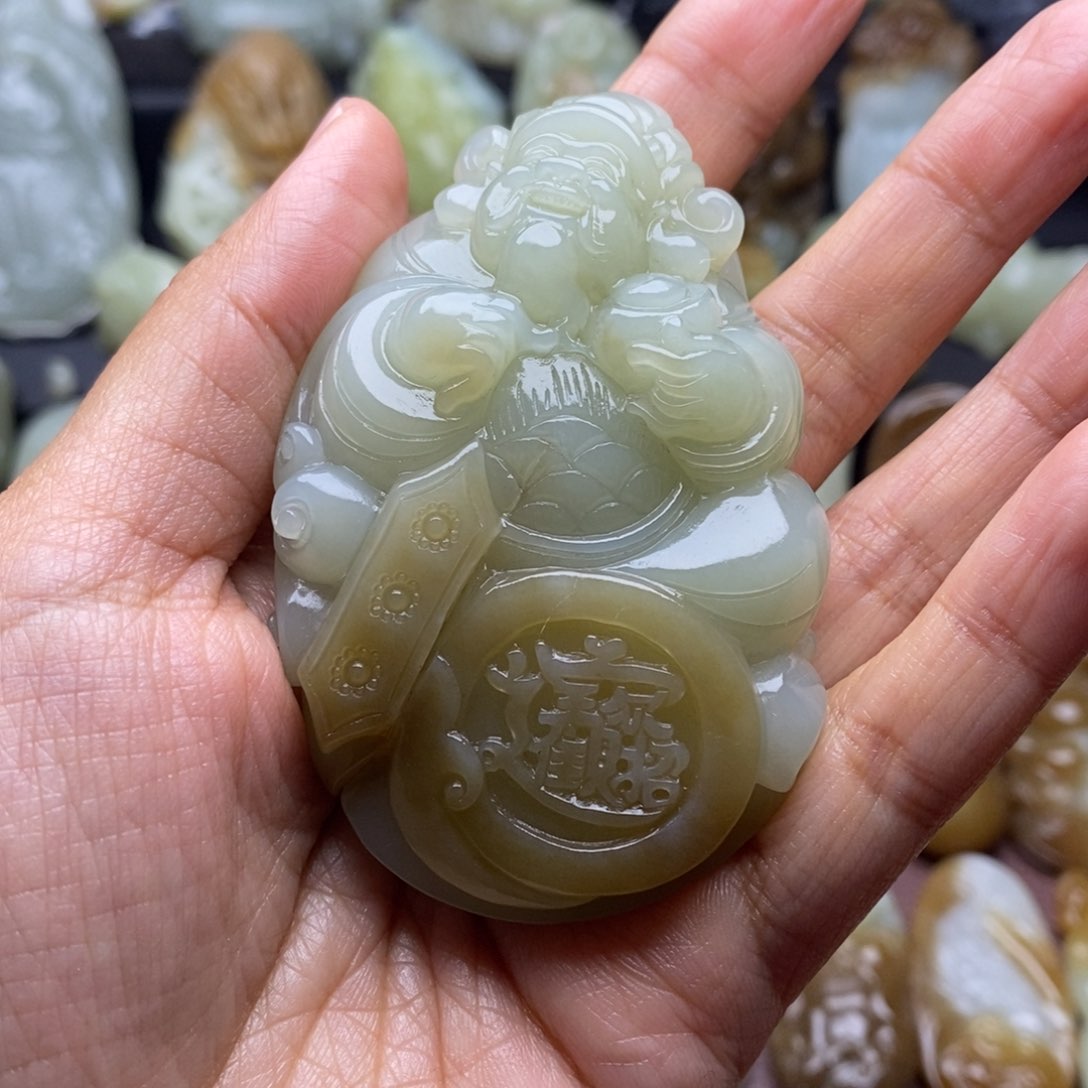 吊坠(不含链)未镶嵌和田玉（糖玉）杨*平