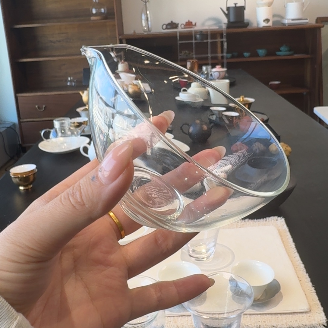 福利价玻璃公道杯