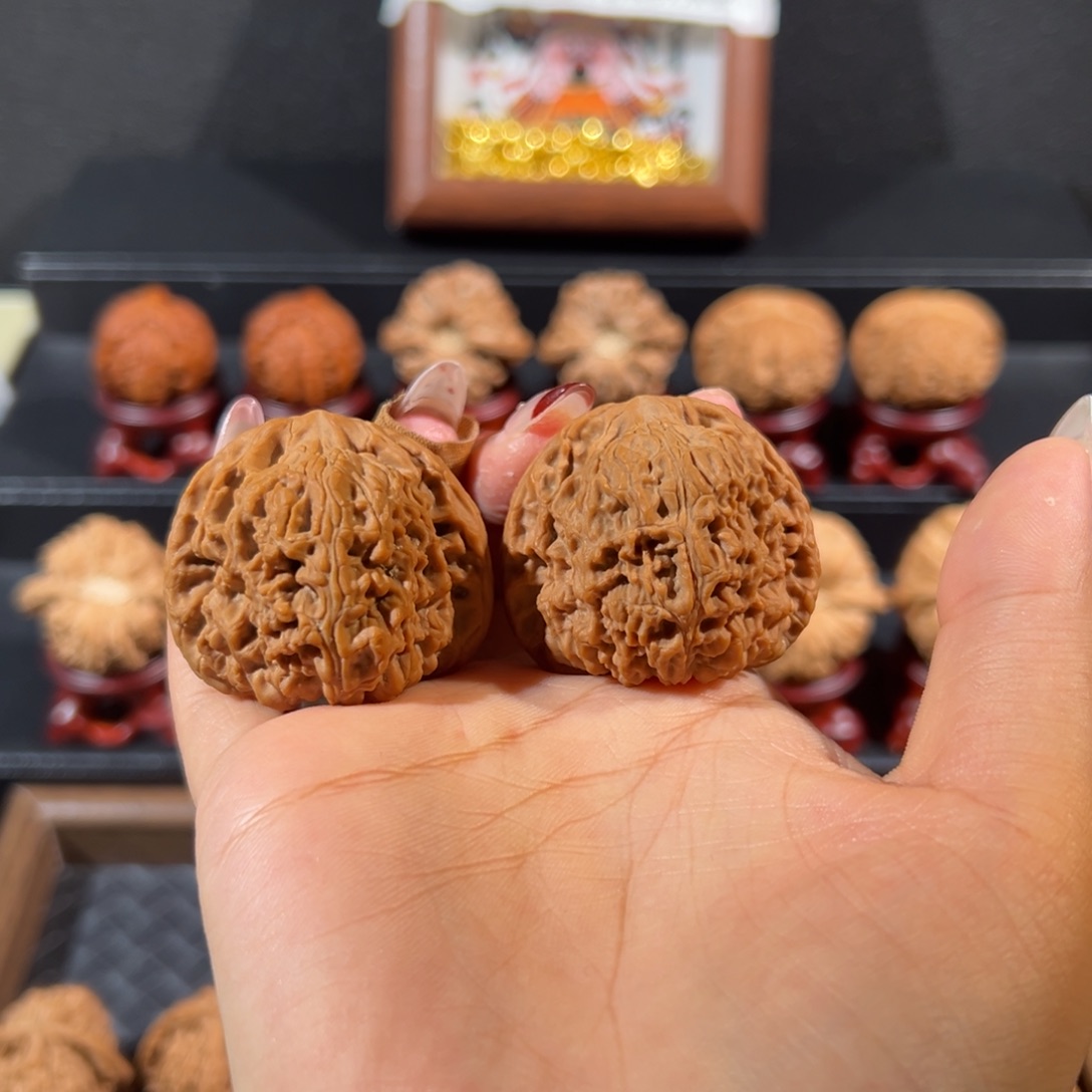 文玩核桃把件南将石42