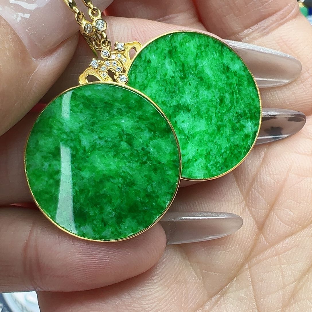 翡翠耳饰18K金镶嵌～*舞天然缅甸A货翡翠