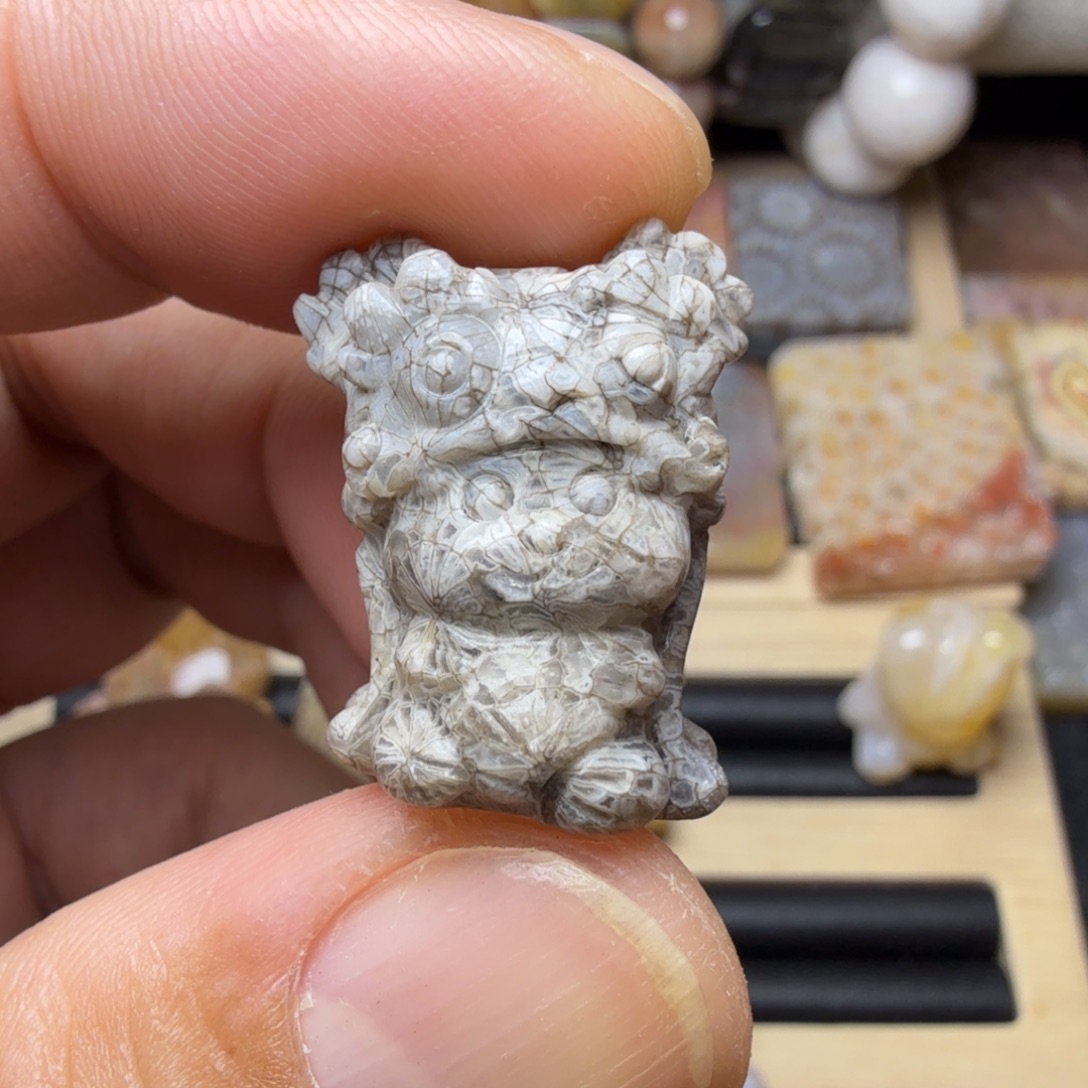 硅化玉未镶嵌纯天然色有机玉石保真色