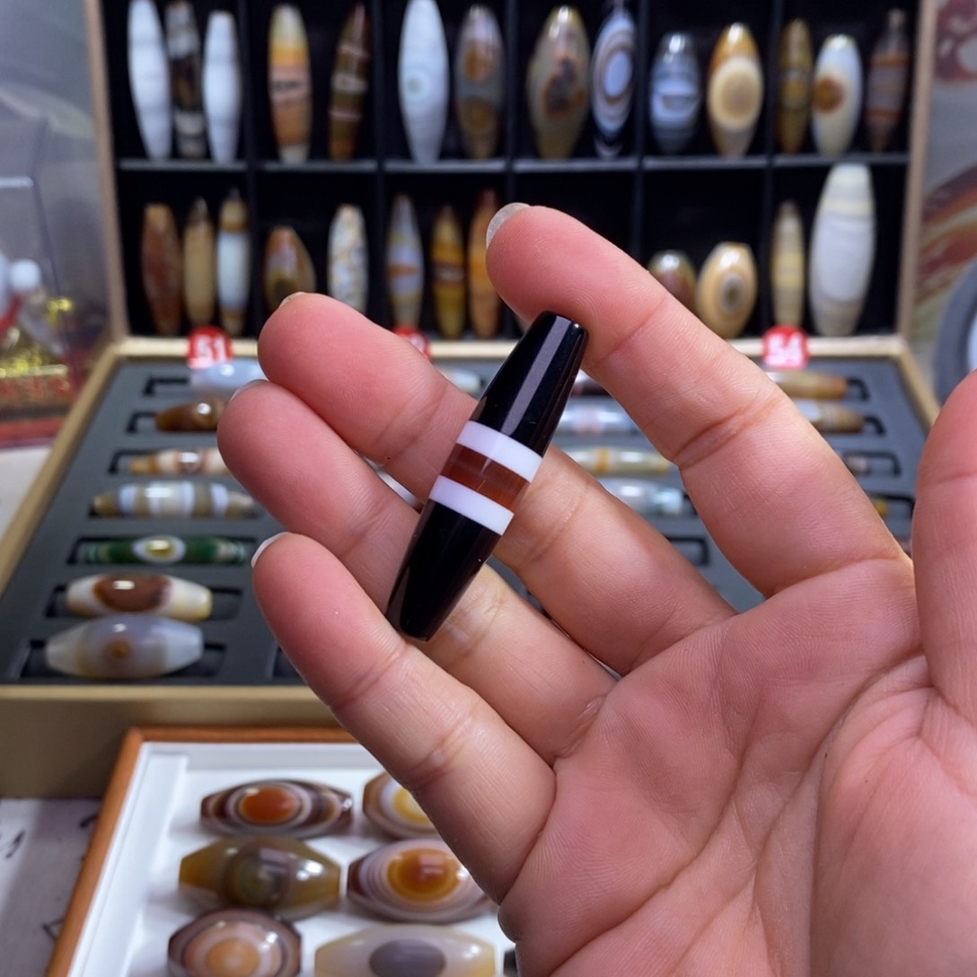 合金颈饰玛瑙/玉髓