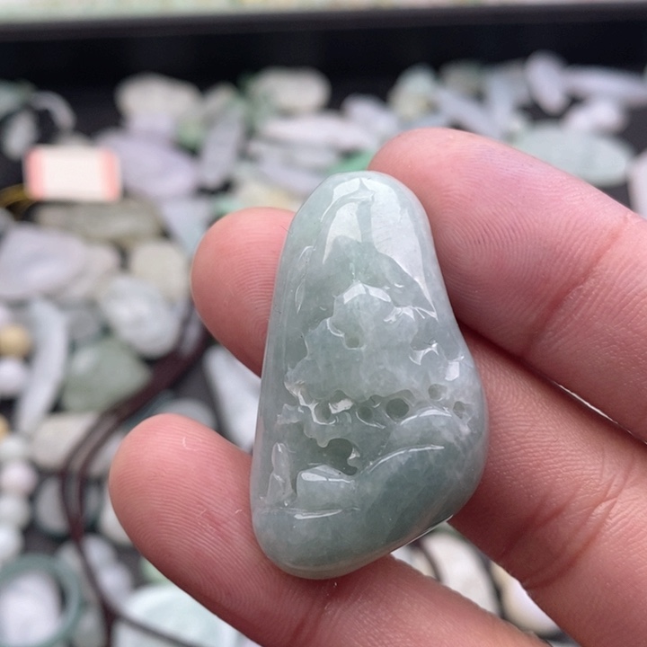 翡翠吊坠(不含链)未镶嵌