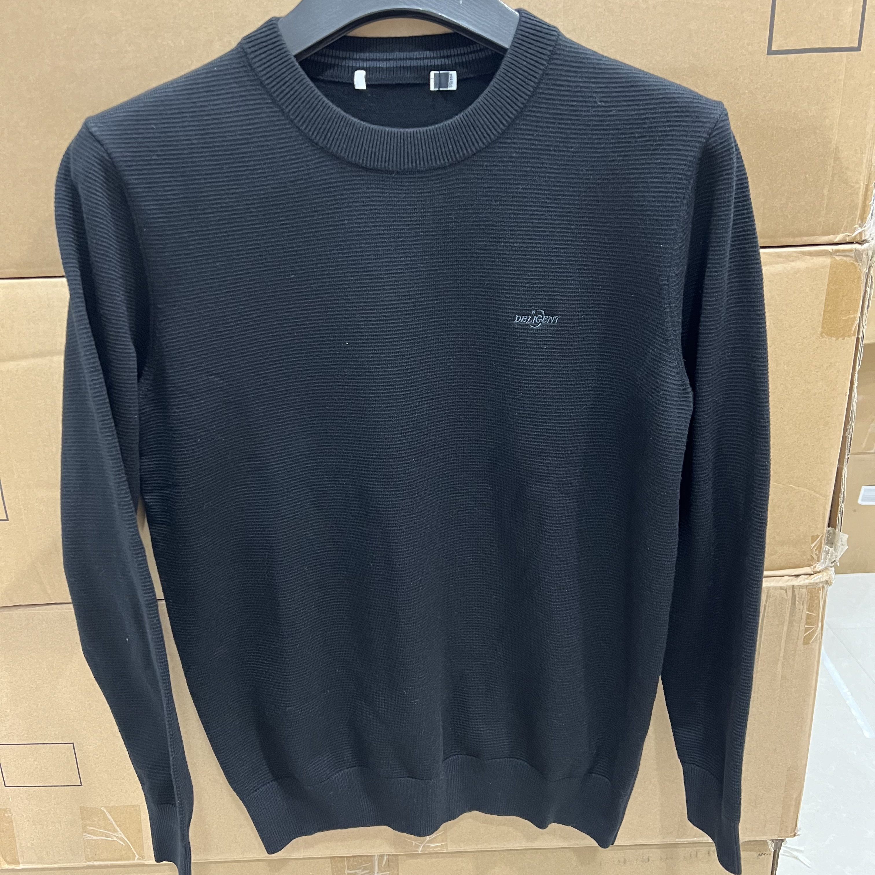 8910撤柜H剪标圆领字母刺绣毛衣黑色弹力圆领男款针织衫